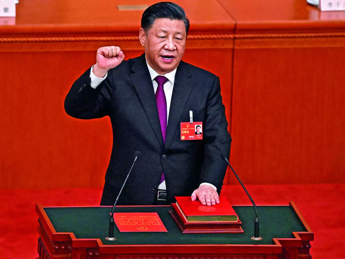 President Xi Jinping Vows To Build Chinese Military Into A "Great Wall ...