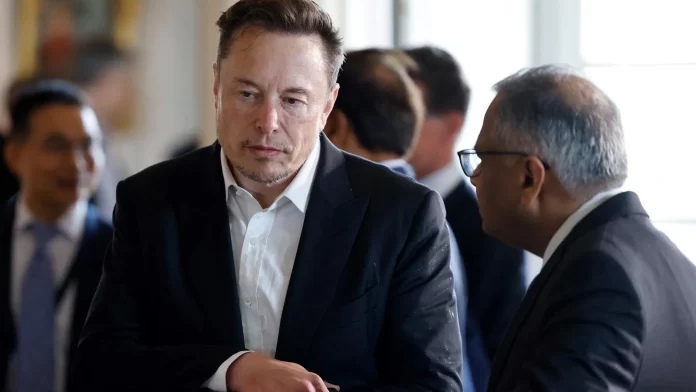 Why Elon Musk and Other Tech Experts Are Worried About Artificial Intelligence